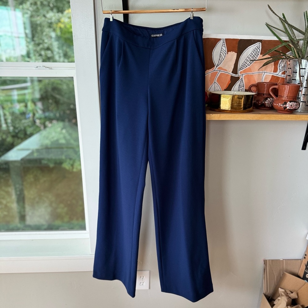 Express Navy Blue Pull On Pleated Wide Leg Dress Pants Trousers Size 6 Long